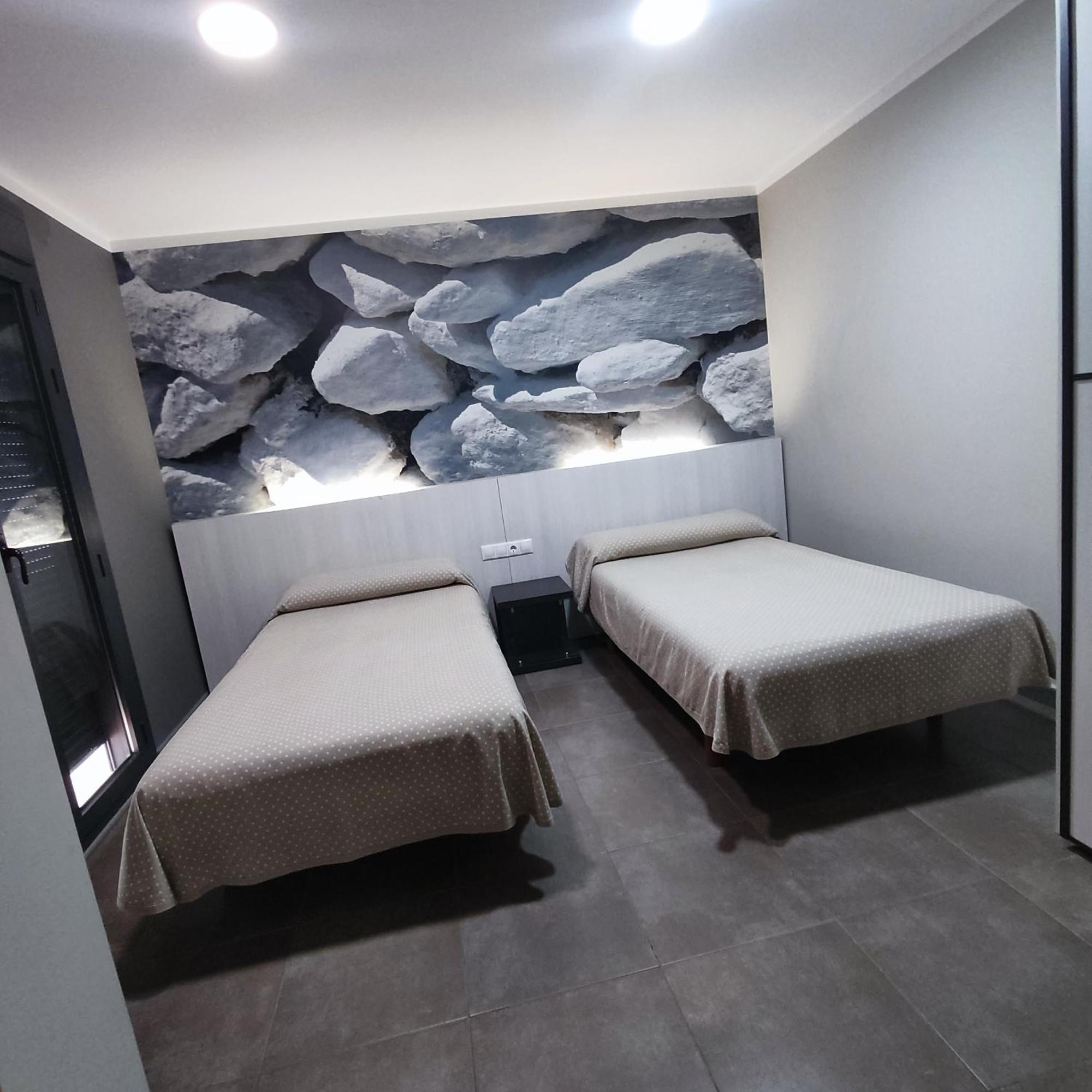 Aparthotel Meseguer Alcañiz Exteriör bild