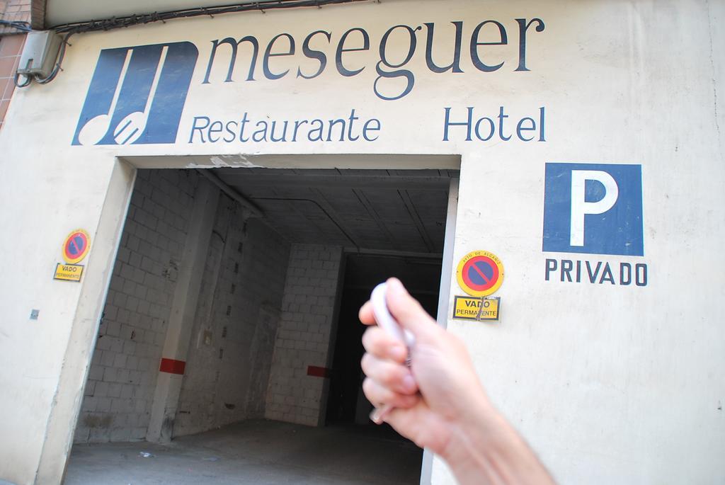 Aparthotel Meseguer Alcañiz Exteriör bild